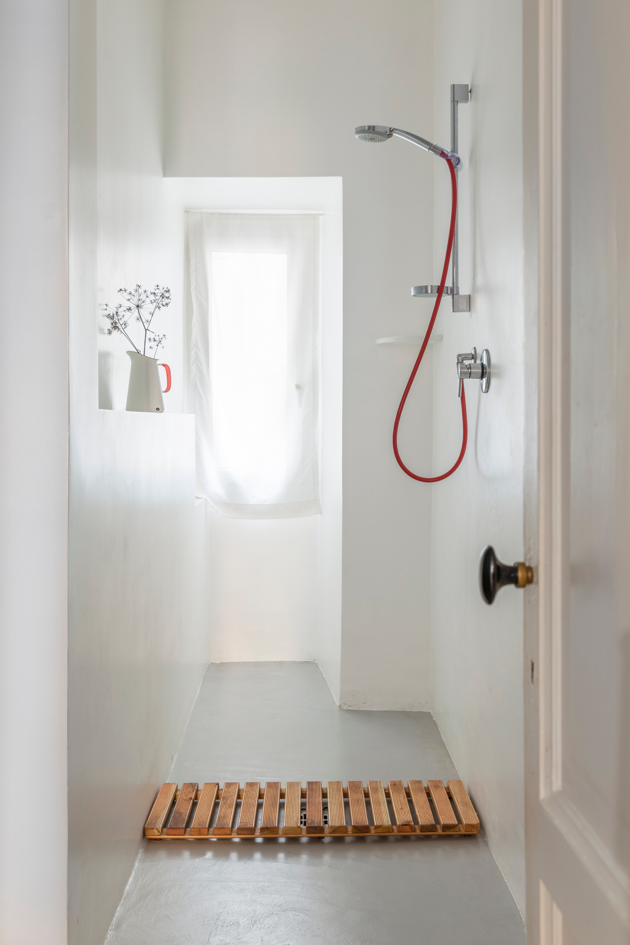 Small Shower Area